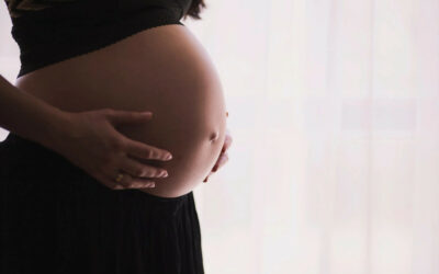 El consumo de aceite de oliva virgen extra durante el embarazo es beneficioso para el bebé